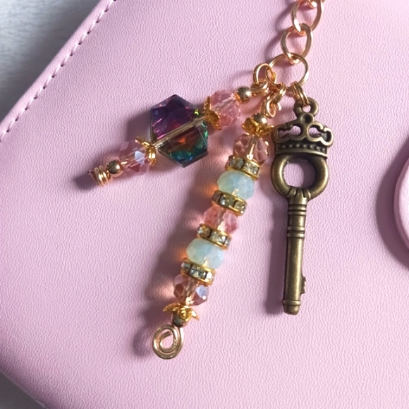 UNAVAILABLE - Picture 12 of 16